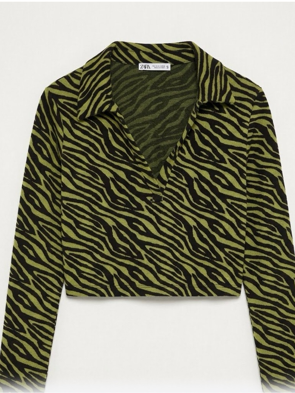 Zara Zebra Printed Neon Green & Black Soft Knit Long Sleeve Polo Crop Top 0360